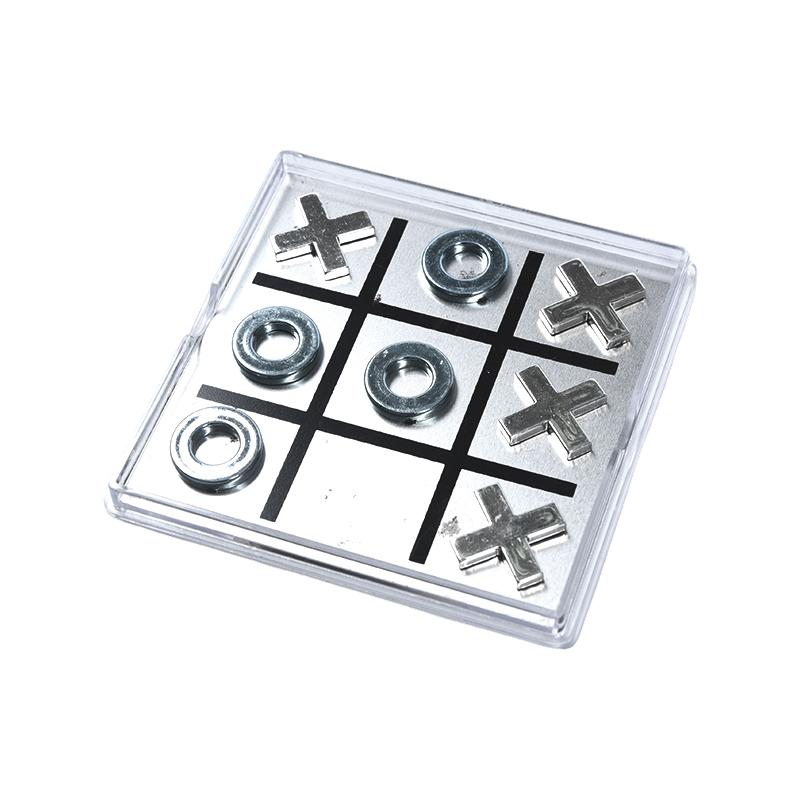 Magnetisk metall Tic-Tac-Toe-sett i klar akrylveske
