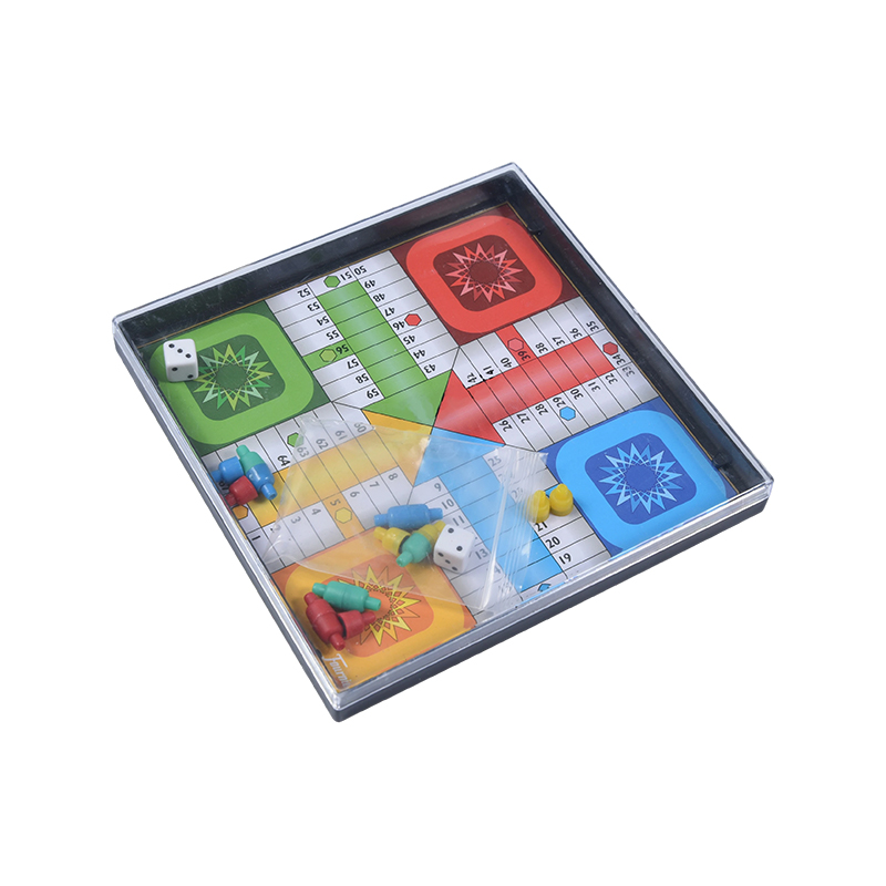 Portable Plastic Case Edition Klassisk flygende sjakk (Ludo)-spill