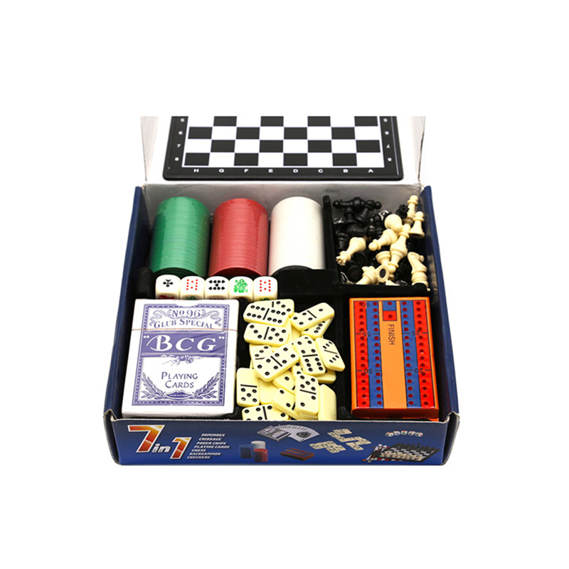 Klassisk flerspillsett - Combo for sjakk, domino, poker og dam