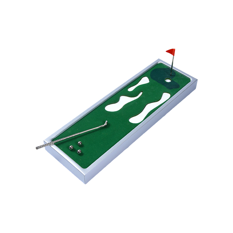 Bærbart innendørs golfspill med aluminiumsramme Desktop Minigolf Putting Green