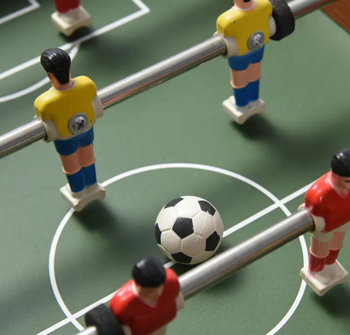 Hvordan Foosball-spill forbedrer teambygging og produktivitet på arbeidsplassen?